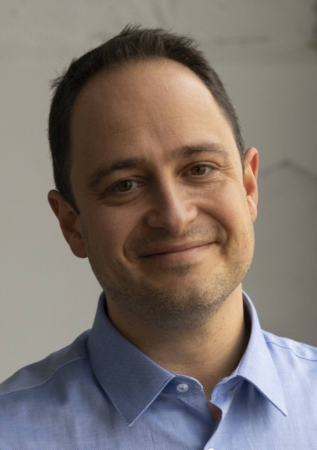 Dr. Tamás Takács
